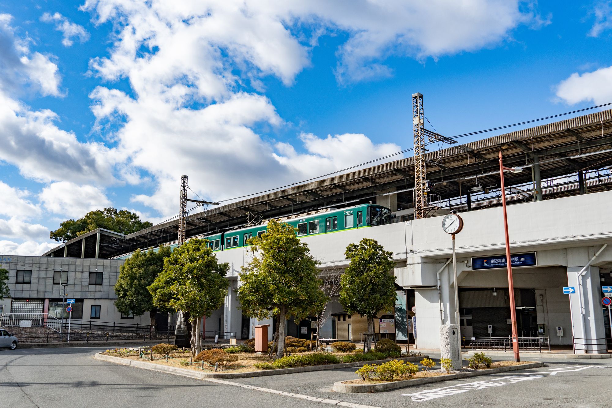 京阪萱島駅